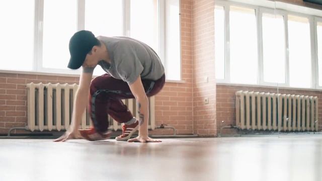 группа 2 бейб свайпс/свайпс смотреть онлайн