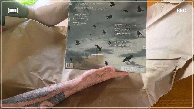 Unboxing ‘Blackbird Returns’ - Fat Freddy’s Drop on #vinyl смотреть онлайн