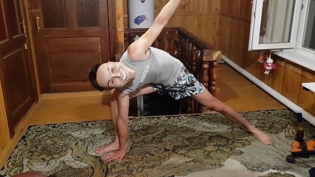 ЙОГА С ЧЕГО НАЧАТЬ В ДОМАШНИХ УСЛОВИЯХ смотреть онлайн