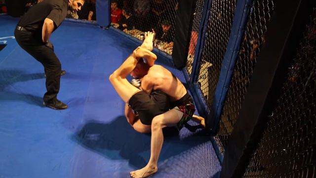 EMPIRE FC 19 Ezra Pearson VS Shon Brown смотреть онлайн