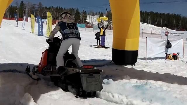 Snowmobile Uphill Race Ural (Экипоника) смотреть онлайн