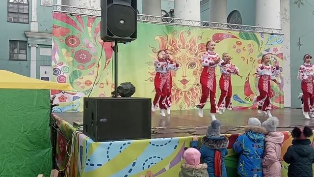 Танец на Масленицу/Алина смотреть онлайн