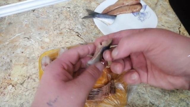 ТОЧНО КРУЧЕ КРАСНОЙ РЫБЫ В РАЗЫ !! Самая вкусная СЕЛЕДКА!! Мукбанг / Селёдка с картошкой / смотреть онлайн