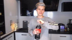ПРОВЕРКА *ЛАЙФХАКОВ* ИЗ ТИК-ТОКА! ЗАЛИЛ ВСЮ КВАРТИРУ ПЕНОЙ!