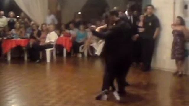 Tango Joaquim Guilher , Michel Gomes & Ismeralda Borges смотреть онлайн