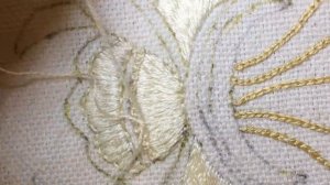 Искусство якобинской вышивки. Продолжение. Гладь. Игольное кружево.