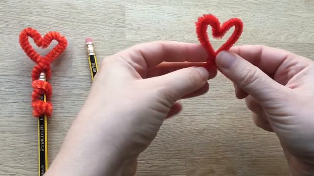 Easy DIY Valentine's Day Craft смотреть онлайн