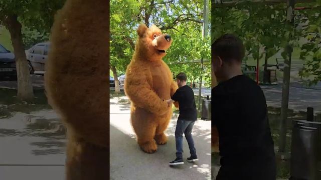 Папа подготовил сюрприз на день рождения сына. смотреть онлайн