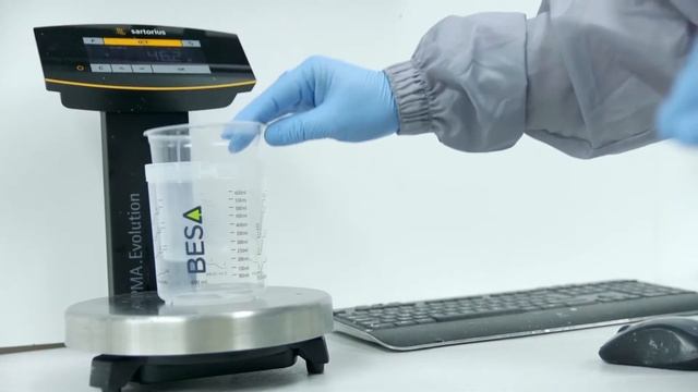 How to get a PERFECT 2K PAINT MIXTURE AT THE BODYSHOP смотреть онлайн