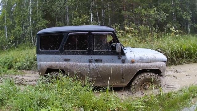 Златоуст 4х4 Уаз по колее Урала смотреть онлайн
