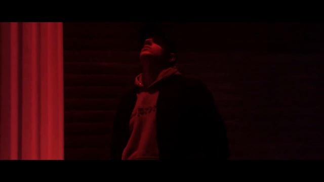 KRIK - Танцы в темноте ( Lyric video, 2018 ) смотреть онлайн