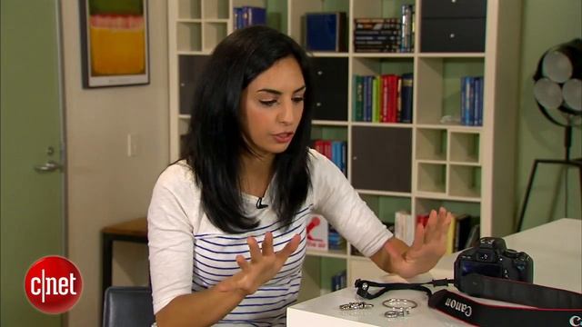 CNET How To - Make a gliding camera strap смотреть онлайн