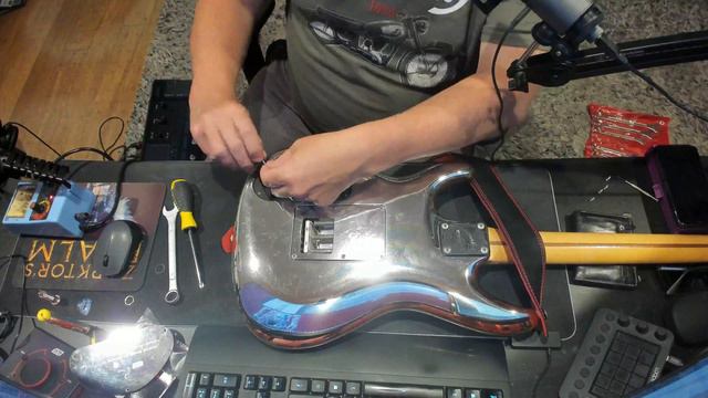 How to replace input jack on the Ibanez Chrome Boy | Review of Line 6 Relay Wireless System смотреть онлайн