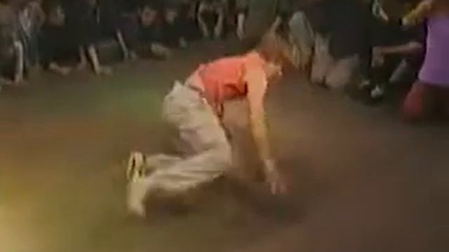 Flash Bboys (Kharkov) vs Antishok (Kiev) Win Tie Break BREAKIDZ 2003 смотреть онлайн
