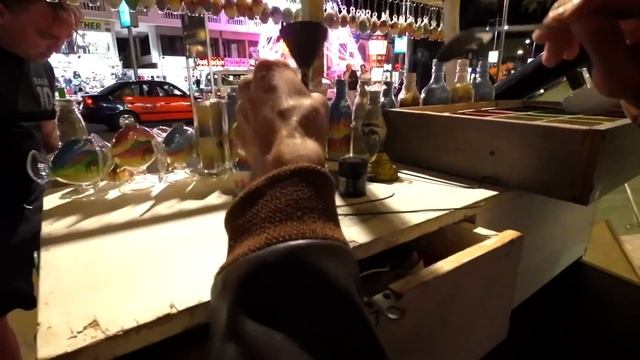 ЛУЧШИЙ ПРОДАВЕЦ ХУРГАДЫ/ВЕЧЕРНИЙ ШИРАТОН/МЕСТНАЯ ШАВЕРМА смотреть онлайн