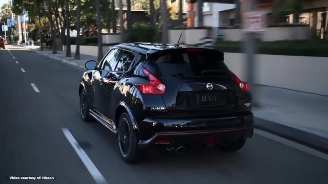 Nissan NISMO Juke Vs Mini JCW Countryman