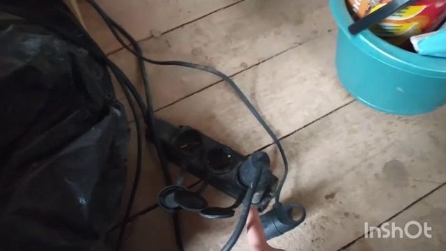 Траншеи под канализацию и воду. Наш огород и наши животные.. смотреть онлайн