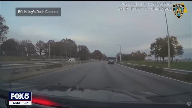 Belt Parkway Mayhem: Cops chase and then shoot motorist who refused to drop pistol смотреть онлайн