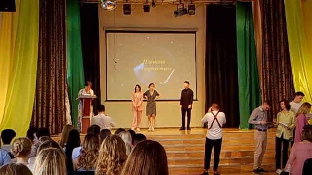 Выдача аттестатов 11 классов (Большая Молчановка 26/28) смотреть онлайн