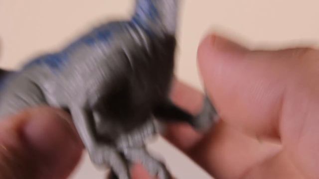 FALLEN KINGDOM | 'BLUE' Velociraptor Attack Pack | UNBOXING & REVIEW смотреть онлайн