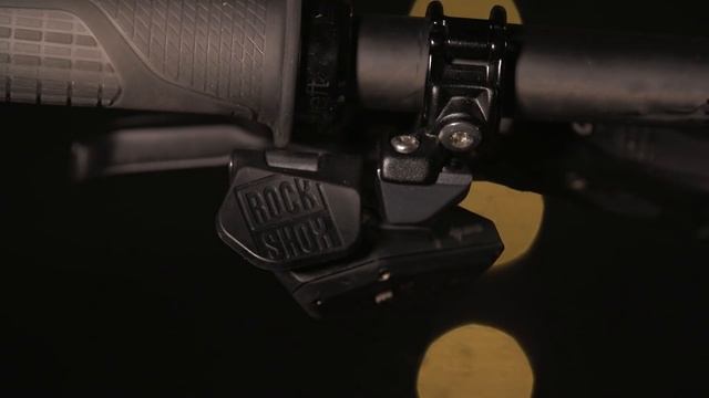 New SRAM Eagle AXS & RockShox Reverb AXS Wireless MTB Groupset | GMBN Tech First Look