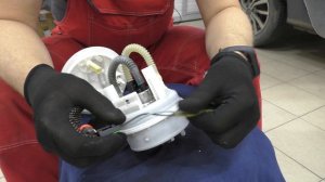 Логан 2, замена бензонасоса.