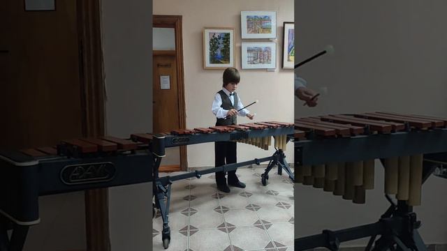 Ксилофон. О.Фельцман, ,,Полька". Концерт класса ударных инструментов. смотреть онлайн