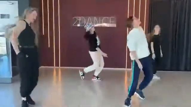 Girly hip hop (Герли хип-хоп) Наставник: Елизавета Кирсанова г. Екатеринбург смотреть онлайн