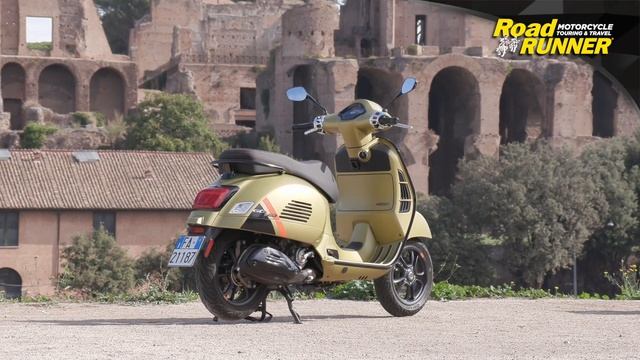 Review: 2023 Vespa 300 GTS  [Motorcycle Road Test]