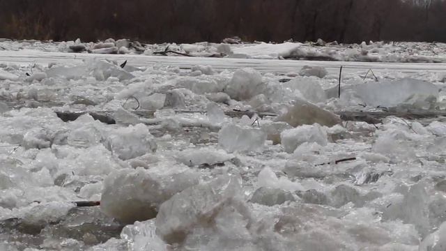 Просто ледоход на реке Сура смотреть онлайн