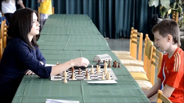 Шахматы это серьезная игра, она поможет ребятам в дальнейшей взрослой жизни смотреть онлайн