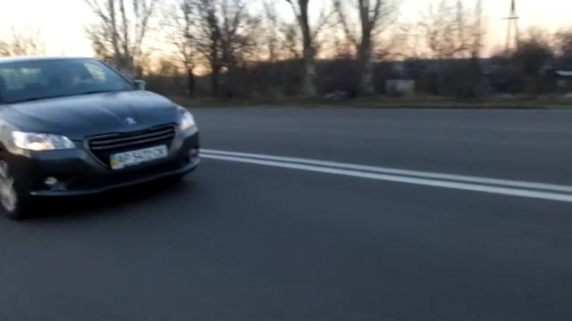 Тест драйв Peugeot 301 смотреть онлайн