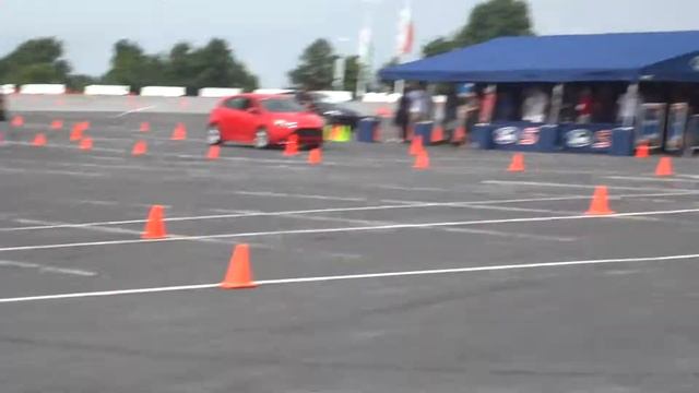 2013 Ford Focus ST Event at Fedex Field: Raw Video Pt. 1 смотреть онлайн