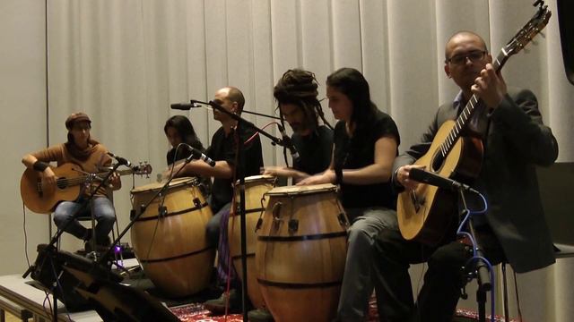 CANDOMBE EN MI/CIELO ABIERTO MOVING HORIZONS LIVE, MANGLE KONSERTHUS 20150611 смотреть онлайн