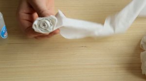 Роза из туалетной бумаги. Rose of toilet paper