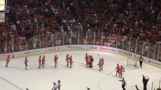 Final minutes of last game at Joe Louis Arena for Red Wings смотреть онлайн