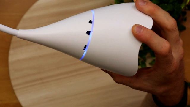 Fontastic Lampada LED dimmerabile portatile con speaker Bluetooth 5W integrato смотреть онлайн