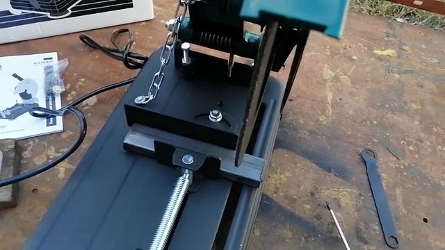 Отрезная пила Калибр ПО-2200 смотреть онлайн