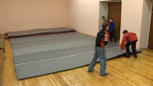 KoverWM2 (1).wmv смотреть онлайн