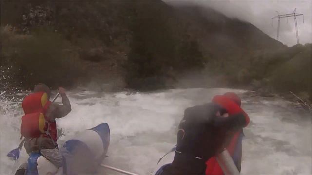 Река Учкулан, Учкуланский каскад / Uchkulan river, Uchkulan cascade смотреть онлайн