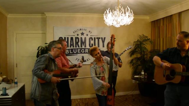 "Somewhere Between" - Blue Octane Bluegrass Band @ IBMA 2017! смотреть онлайн