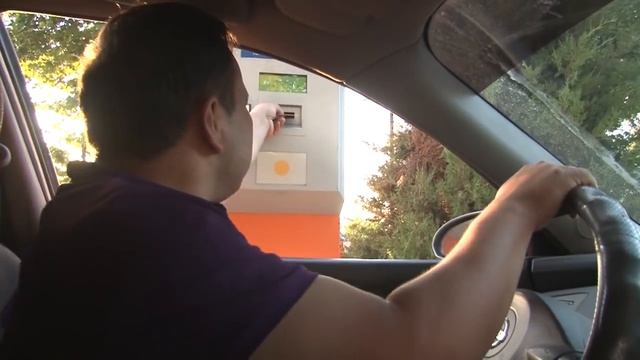 Ош эл аралык аэропорттун жолуна орнотулган шлагбаум мыйзамдуубу? смотреть онлайн