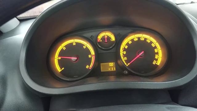 -11 Opel Corsa 1.3 diesel cold start смотреть онлайн