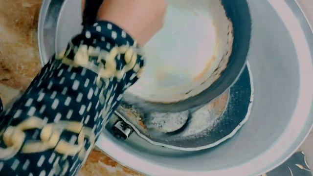 تنظيف الطاسه من الزيوت بالكاتشب و الكوكاكولا ! تنظيف المقلاة من السواد смотреть онлайн