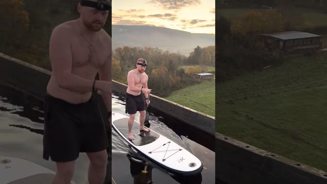 Worlds most dangerous paddleboard? смотреть онлайн