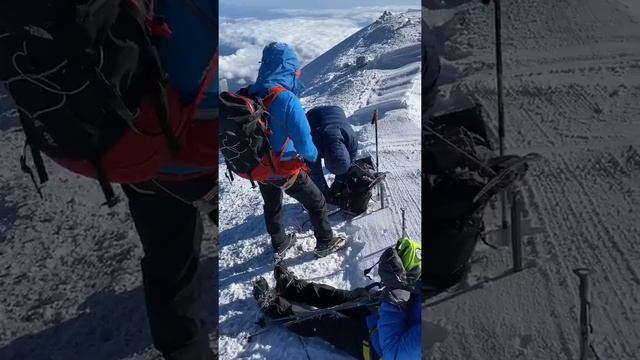 Фрагменты восхождения на вулкан Орисаба в Мексике. Группа Клуба 7 Вершин смотреть онлайн