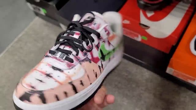 So Much Stuff On Clearance! 30% Off & 20% off Too!! [Nike Westlake] смотреть онлайн