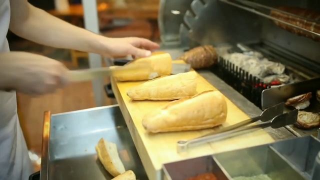 СТАМБУЛ_ Чаг КЕБАБ, Сэндвич с БАРАНЬЕЙ КИШКОЙ