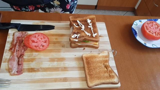 КЛАБ-САНДВИЧ!!! НУ ОЧЕНЬ ВКУСНО!!!(CLUB SANDWICH) смотреть онлайн