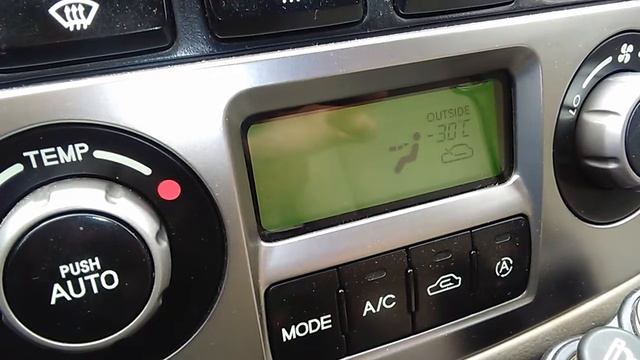 Глюк наружного датчика температуры KIA смотреть онлайн